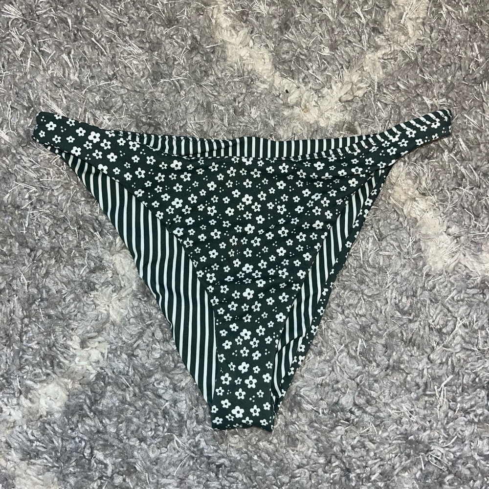REVERSE bikini bottoms
